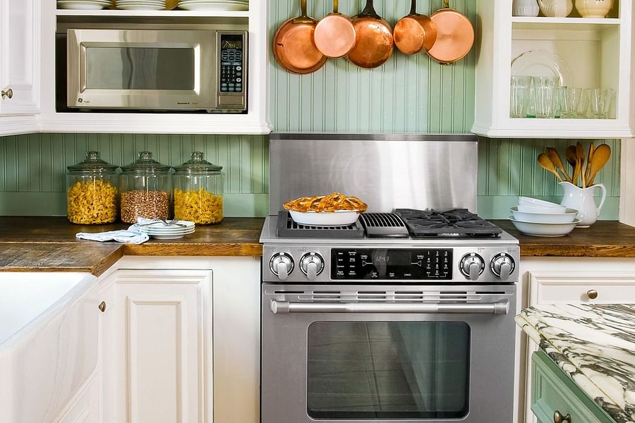 lime green kitchen backsplash