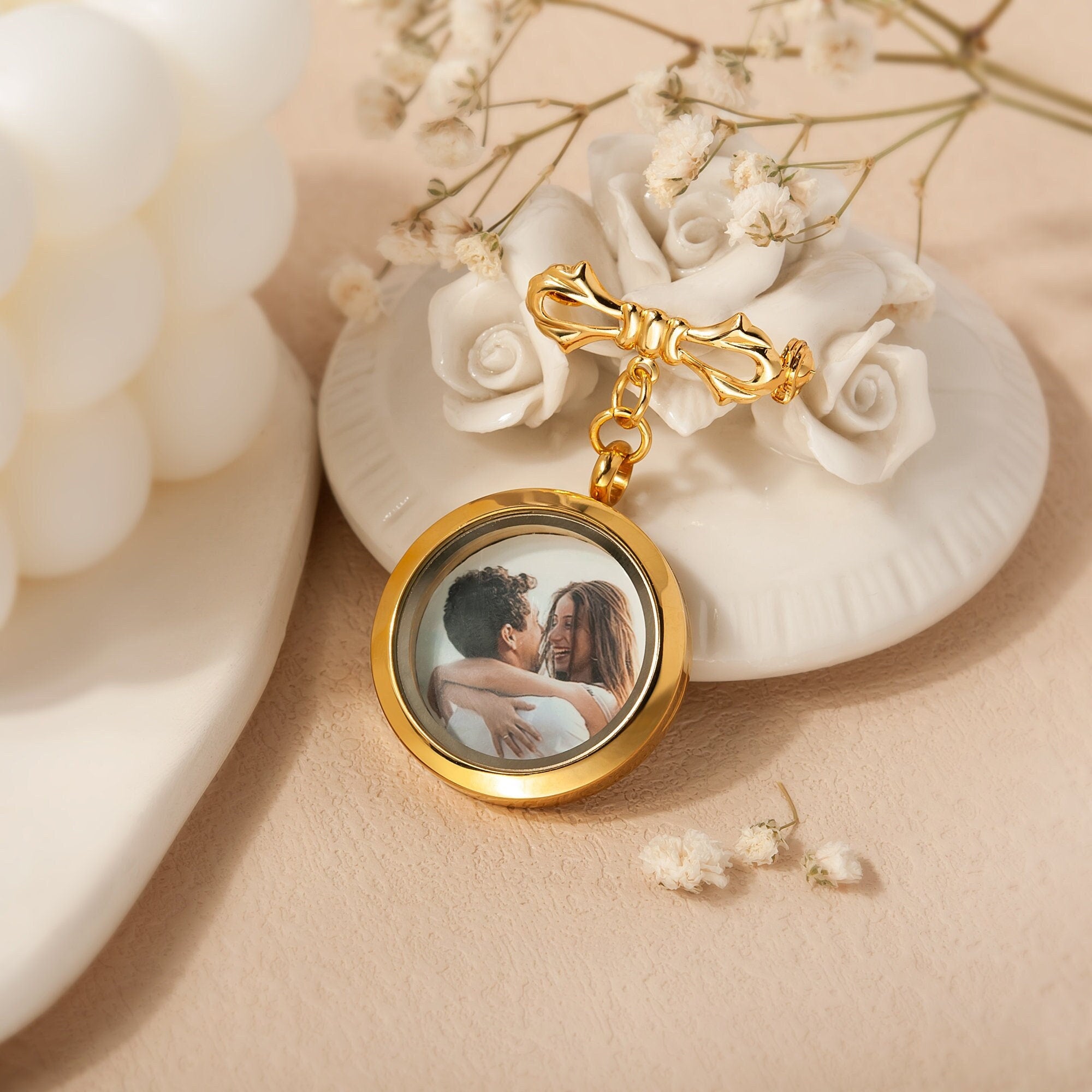personalized pendants pins for couples
