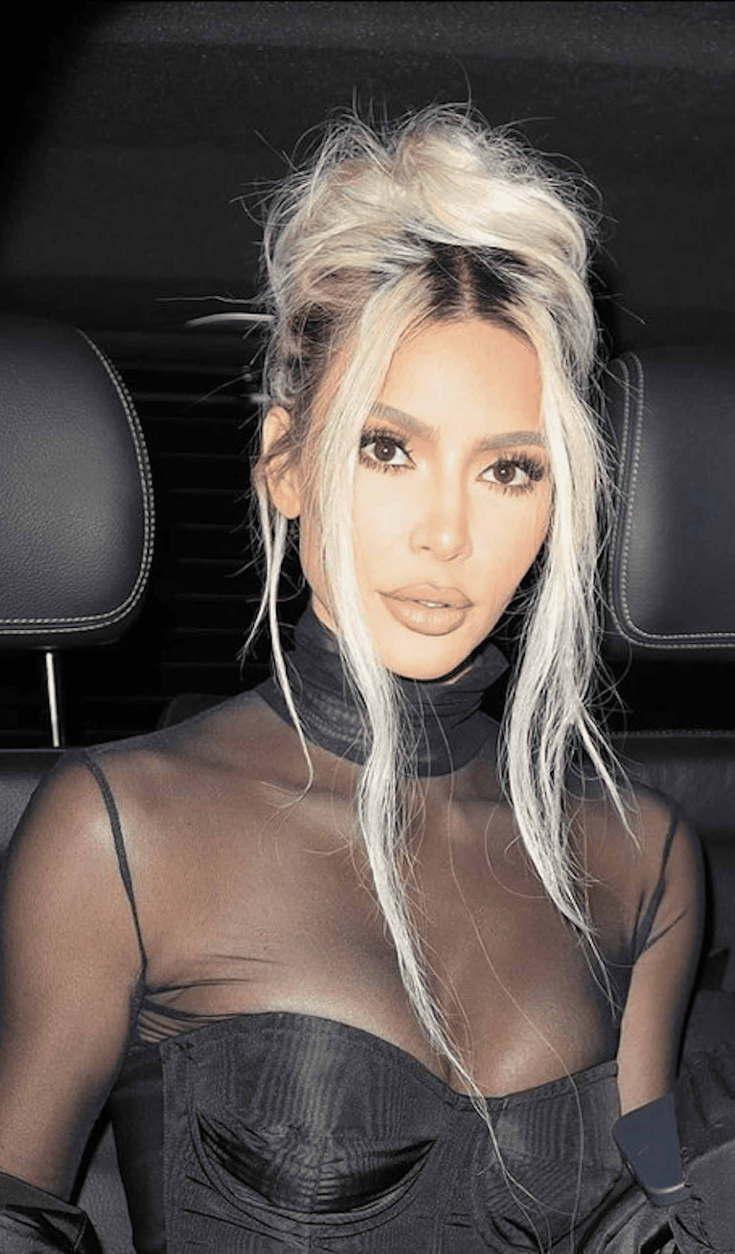 Kim Kardashian silver blonde hair