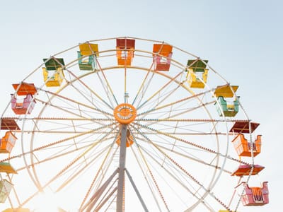 A-List Inspiration: Analyzing Soft Summer Celebrities' Top Looks and How to Replicate Them