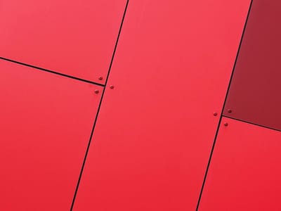 From the Red Carpet to Your Closet: How to Dress Like Soft Summer Celebrities